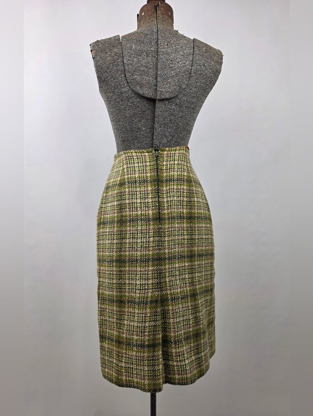 Pendelton Vintage 60's Women's Green Plaid 100% Wool 2-Piece Blazer Skirt Set 8 - Picture 10 of 11